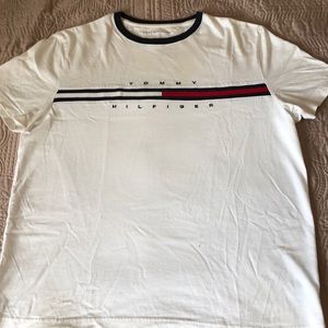 New Tommy Hilfiger T Shirt